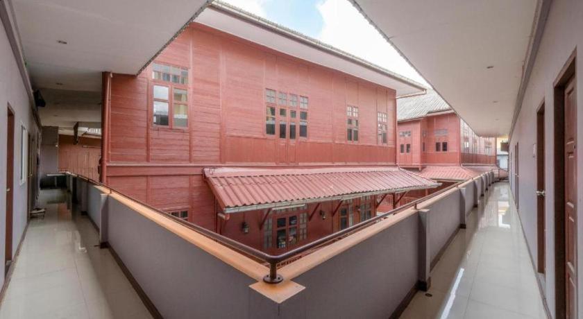 Hotel Oyo 1089 Baan Boran Bangkok Exterior foto